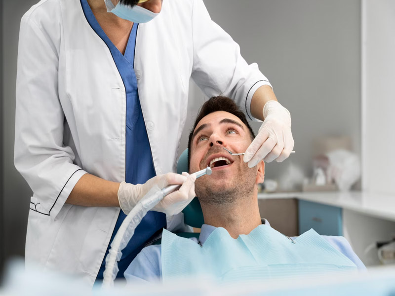 کلینیک دندانپزشکی در کرمان
